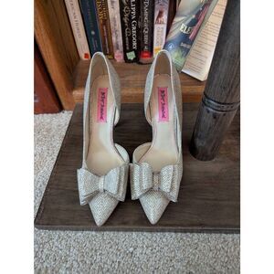 Betsey Johnson Women's Paris Prince D'Orsay Pumps Gold Sparkle Heels Size 8.5